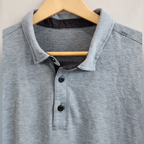 Lululemon Men's Blue Lightweight Golf Polo Performance Shirt Size Large - Picture 3 of 7